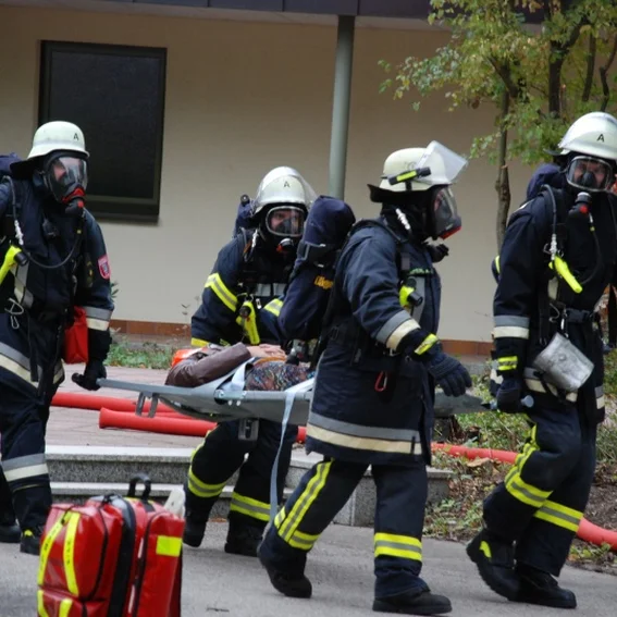 20131004_einsatzuebung_schule_10.jpg
