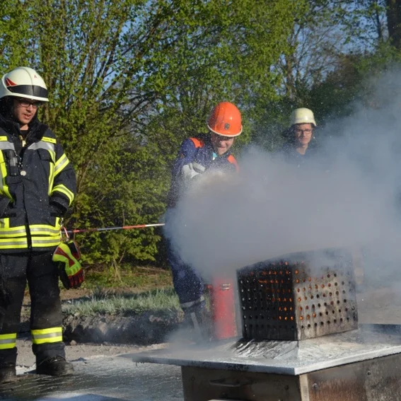 20150424_jugenduebungfeuerloescher_10.jpg