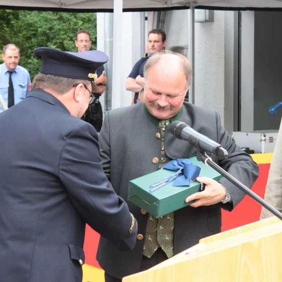 20160605_einweihunggeraetehaus_13.jpg