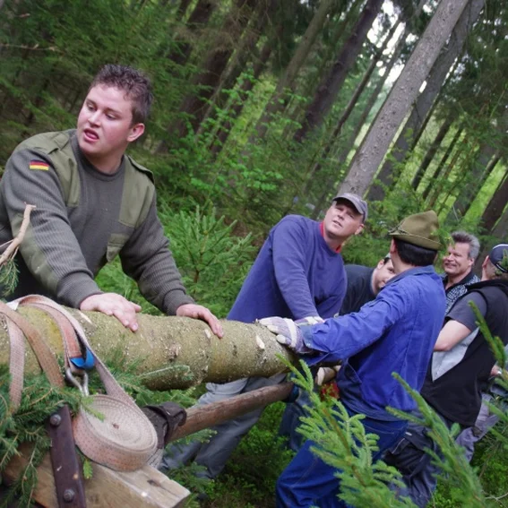 20100501_maibaumholen_32.jpg